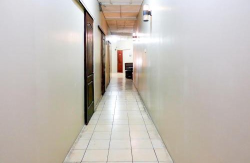 Surabaya House | RedDoorz near Pelabuhan Tanjung Perak 2 Surabaya