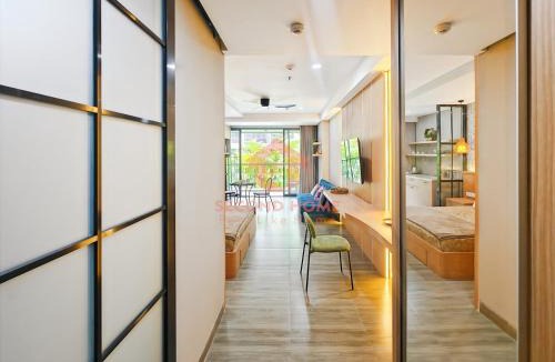 Kuta Selatan Apartment | Newly Lavaya Resort 1BR with pool