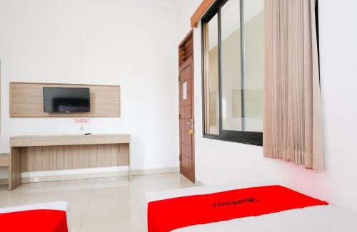 Wonosobo Hotel | RedDoorz near Alun Alun Wonosobo