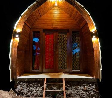 Kecamatan Suralaga Hotel | Ari Bungalow