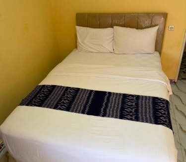 Tambolaka House | Amita Homestay
