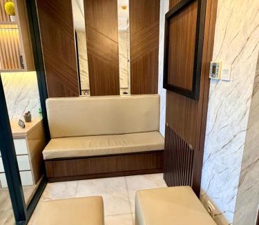 Pinang Apartment | Luxury Escape - The Smith Alam Sutera 1BR 3 pax