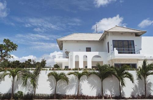 Tanjungbenoa Villa | Aman Nusa Waterfront - Santorini Style 4BR Sea Front Villa with Private Pool