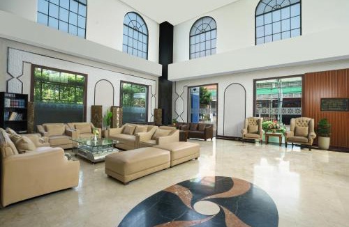 Pekalongan Hotel | Hotel Namira Syariah Pekalongan