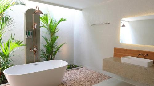 Sleman Villa | La Casa Bella by Sampai Villa