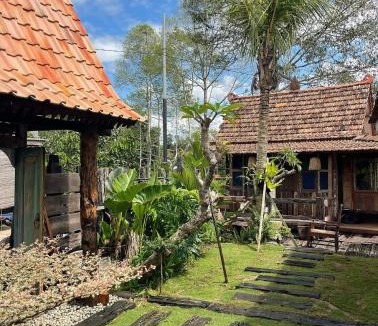 Pagar Alam Villa | Lando Villa