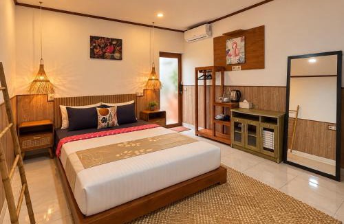 Bayan Hotel | Anjani Larva Cottage - Homestay and Eatery