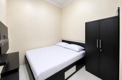 Pekalongan Hotel | Hotel O near Hermina Hospital Pekalongan formerly Guesthouse Dira