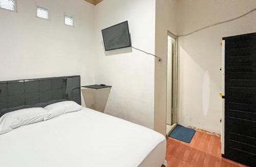 East Jakarta House | RedDoorz near LRT Taman Mini Jakarta