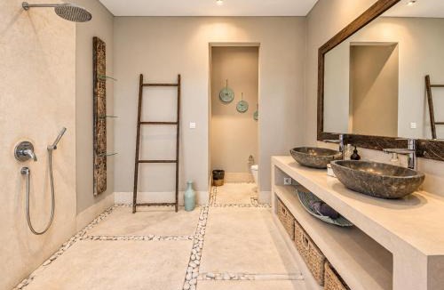Sunset Road Villa | Rosa Paradise - Luxury 4BR villa in Seminyak
