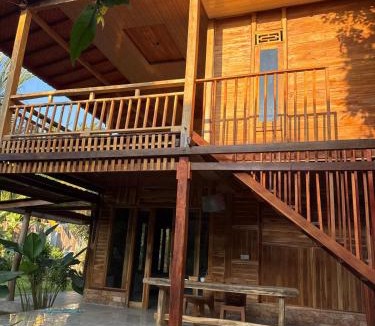 Tanjung House | Samana