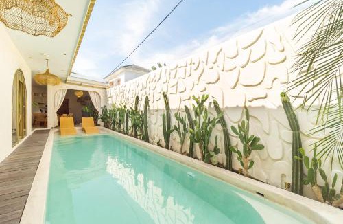 Pogung Lor Villa | La Dorada by Bohemian Jogja Villas
