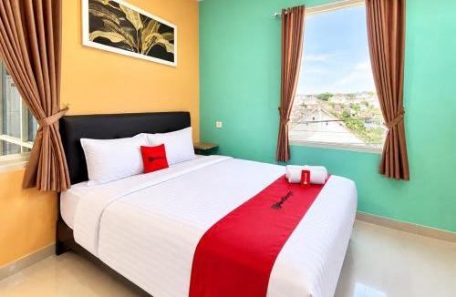 Madiun House | RedDoorz Syariah near PSC Madiun