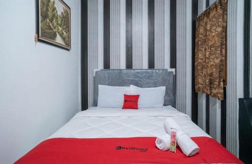 Rawamangun Hotel | RedDoorz Plus @ Rawamangun