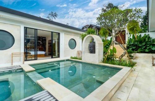 Pejeng Villa | Kalya Luxurious 8 BR Private Pool Villa