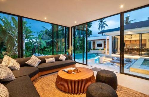 Pejeng Villa | Kalya Luxurious 8 BR Private Pool Villa