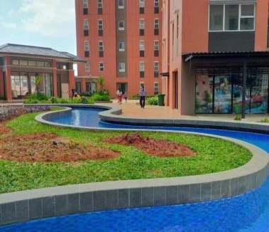 Bekasi Timur Apartment | Apartemen Transpark Juanda By Amerilisroom