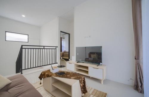 Mlati Villa | Khayana d'Maple - Modern Staycation Villa near Palagan Jogja