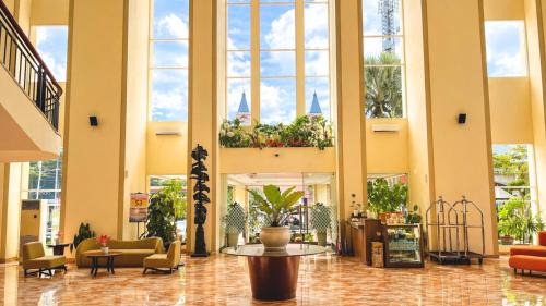 Salatiga Hotel | Grand Wahid Hotel Salatiga