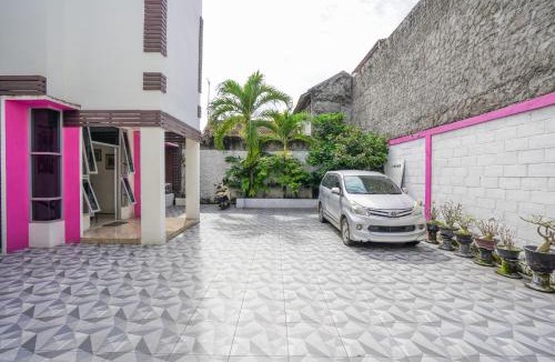Madiun Hotel | RedDoorz Plus @ Taman Madiun