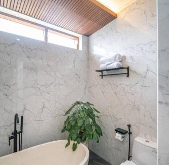 Abiansemal Villa | Family Retreat Villa with Pool Near Green School