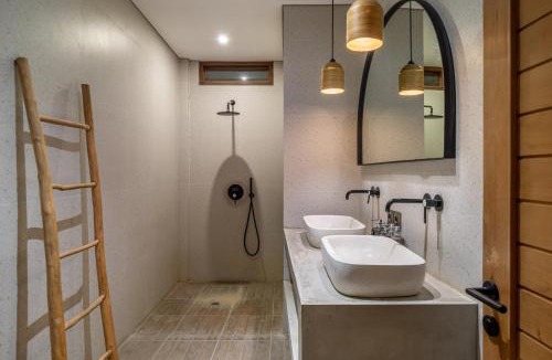 Banjar Semer Villa | Arawan - Private Pool Villa near Local Hotspots