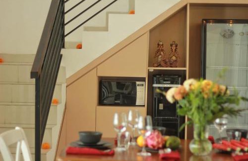 Sunset Road Villa | Nenangi Villa Bali -3BR Spacious with enclosed living & Lap Pool in Sunset Road
