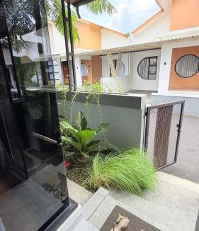 Kertek Villa | Villa indah sudungdewo