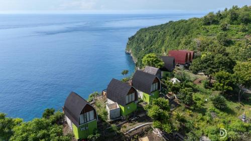 Penida Island House | Eco-tourist Dream Beach Cliff Villas