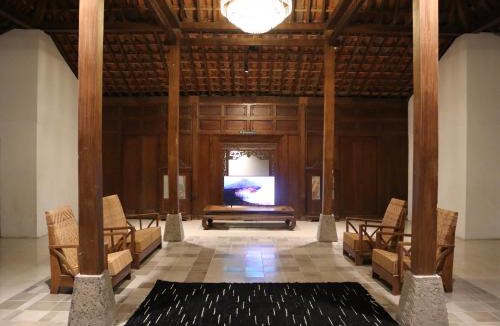 Klaten House | Private Room at Trah Tetirah