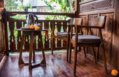 Melayang Villa | Sunarya House & Spa
