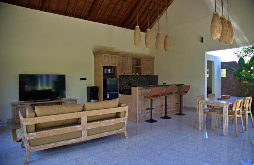 Melayang Apartment | EC House Ubud