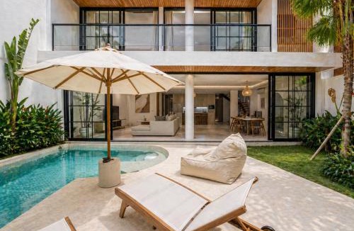 Batubelig Villa | Villa Janoor by GORO