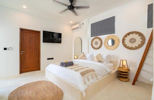 Cemagi Villa | Villa Kleoa - Luxury 4BR Villa Walking Distance to Seseh Beach