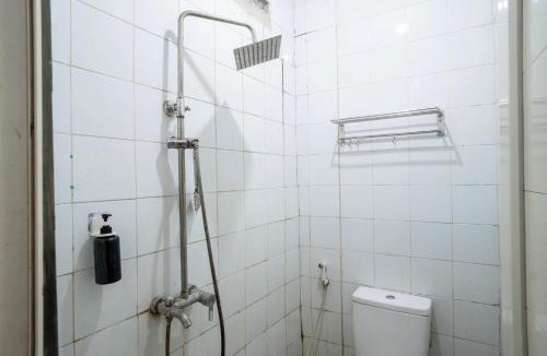 Ragunan Hotel | Hotel Tobana Pejaten House By ARBA