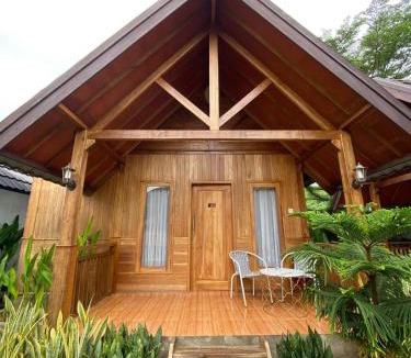 Sumbawa Barat Hotel | Villa GHANIA