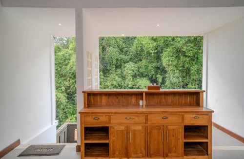 Melayang Cabin | Krish Villas A1 & A2 Ubud Jungle View Shared Pool