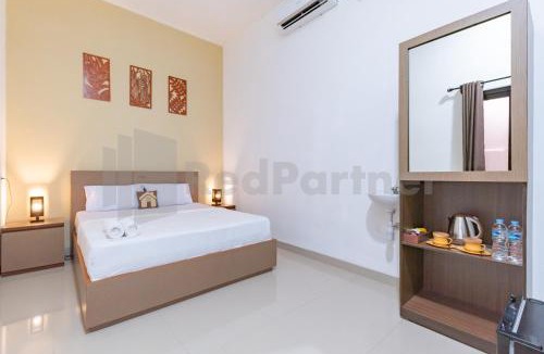 Tegal Hotel | Ummi Home Syariah Mitra RedDoorz