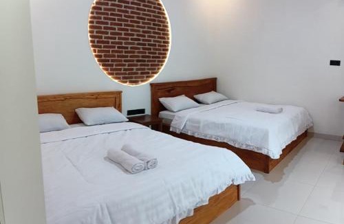 Kecamatan Montong Gading House | Tereng Wilis Jungle Inn