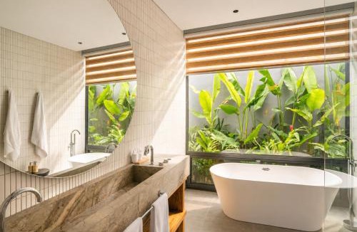 Petulu Villa | Glass House 2BR Villa in Rice Filed, Ubud