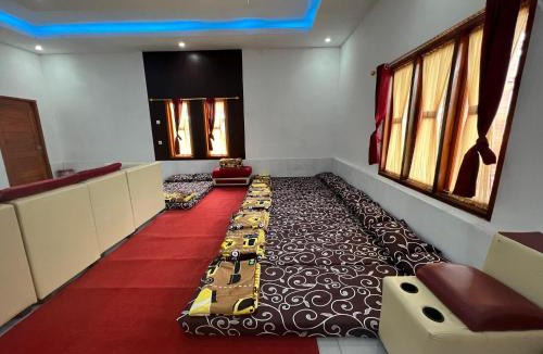 Pangalengan Hostel | Cozzy Villa Satria Carita Alam