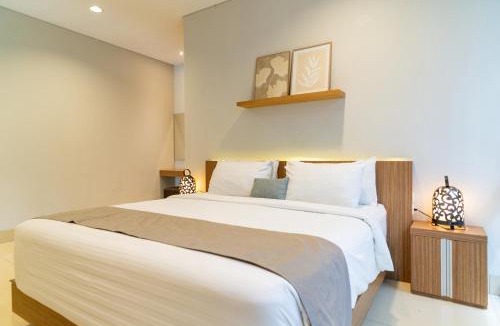 Bandung Villa | Tulip Hill View Villa 6 Bedrooms With a Private Heated Swimming Pool and a Movie Room and a Billaird Table
