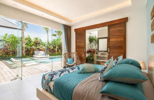Drupadi Villa | Walk to the Beach from Luxury Designer Villa