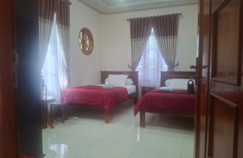 Hombel House | Kopa HillTop - Family Guest Home