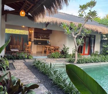 Tanjung Villa | SinCity Tropical private pool villa