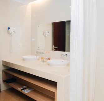Pangkalan Bun Hotel | BRITS HOTEL PANGKALAN BUN