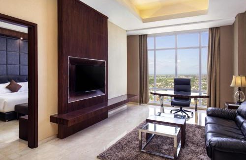 Grogol Hotel | Grand Mercure Solo Baru
