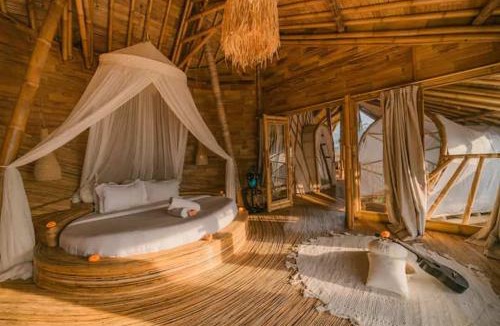 Selat Villa | Bamboo Villa with Amazing mount agung view