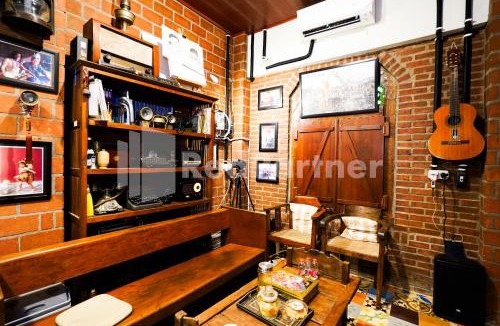 Tegalrejo House | Omah Karangwaru Homestay near Jogja City Mall RedPartner