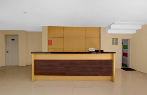 Solo City Centre Hotel | Hotel O near Taman Sriwedari formerly Indria Inn